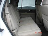 2009 Ford Expedition XLT with 3rd row seating CONROE - Image 10