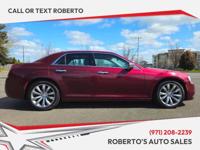 2019 Chrysler 300 Limited 4dr Sedan Sedan Roberto's Auto Sales - Image 4