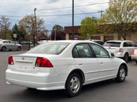 2004 HONDA CIVIC/HYBRID GAS SAVER// GREAT DEAL - Image 6