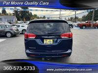 2017 Chrysler Pacifica Touring (** One Owner**) Excellent 7 Passenger Pat Moore Quality Cars - Image 5
