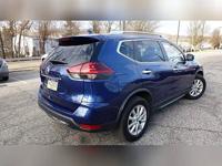 2018 Nissan Rogue SV AWD 4dr Crossover - Image 8