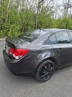 2014 CHEVY CRUZE LS Broadview - Image 5