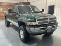 2001 Dodge Ram 2500 Laramie 4X4 6-SPEED MANUAL / 5.9L CUMMINS DIESEL 2500 + MM Investment Cars-Gladstone / WE SHIP NATIONWIDE - Image 3
