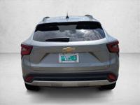 2025 Chevrolet Trax LT Chevy SUV AUTONATION Call (281) 801-8046 to confirm availability - April 21st - Image 7