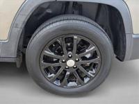 2019 Jeep Cherokee Latitude Plus SUV AUTONATION Call (281) 769-3280 to confirm availability - April 21st - Image 9