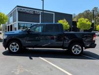 2022 Ram 1500 Big Horn Truck Dodge Electric Crew cab AUTONATION Call (678) 721-8304 to confirm availability - April 21st - Image 9