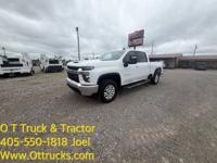2021 Chevrolet Silverado 2500HD LT Diesel 4x4 Crew Cab Short Bed Pick S Manning Rd El Reno, Ok / N.E.Corner of I-40 & Manning - Image 2
