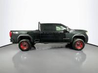 2022 GMC Sierra 2500HD Diesel 4x4 4WD Truck AT4 Crew Cab Ron Tonkin Chevrolet - Image 10