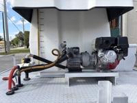 2014 ISUZU NPR HD*PEST CONTROL* LANDSCAPE *SPRAY TRUCK* PEST CONTROL LANDSCAPE S + Cita auto Sales - Image 8