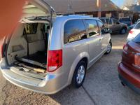 2011 Dodge Grand Caravan Crew 4dr Mini Van -Harmar Scooter Lift univer Wheat Ridge - Image 5