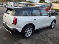 2025 MINI Cooper Countryman S ALL4 AWD Automatic Wagon Under Warranty! Bellevue - Image 8