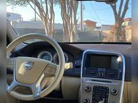 2013 Volvo XC60 4dr 3.2L - Image 9