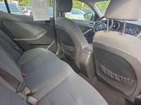 2015 Kia Optima LX 4dr Sedan + MC Auto - Image 10