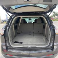 2013 Chevrolet Traverse - FINANCING AVAILABLE! - Dealmaker Auto Sales DEALMAKER AUTO SALES - - Image 8