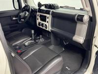 2010 Toyota FJ Cruiser 4x4 1 OWNER 4WD LEATHER Sport Utility 2D SUV A&M Auto Group LLC - Image 9