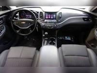 2017 Chevrolet Impala LT 4dr Sedan - Image 10