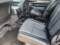 2024 Jeep Wagoneer Series II Carbide 4x4 wagon Diamond Black Crystal CALL 720-307-6446 FOR AVAILABILITY - Image 10