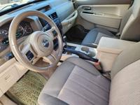 2011 Jeep Liberty Sport suv Light Sandstone Metallic Clearcoat CALL 720-307-6446 FOR AVAILABILITY - Image 8