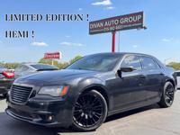 2013 CHRYSLER 300 300C HEMI JOHN VARVATOS EDITION FULLY LOADED FEASTERVILLE - Image 2