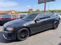 2013 CHRYSLER 300 300C HEMI JOHN VARVATOS EDITION FULLY LOADED FEASTERVILLE - Image 5