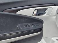 2016 Honda Pilot EX-L SUV AUTONATION Call (904) 329-7804 to confirm availability - April 23rd - Image 6