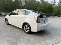 2015 Toyota Prius Hybrid Alpharetta - Image 4