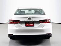 2023 Toyota Camry LE _Toyota_ _Camry_ _Sedan_ - Image 5