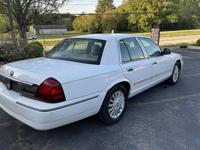 2010 Mercury Grand Marquis otp east - Image 5