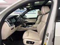 2021 BMW X5 M50i Sports Activity Vehicle Streamwood, IL - Image 10