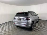 2022 Jeep Compass High Altitude Stop In Save !! + Auto Town GMC - Image 4