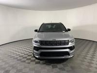 2022 Jeep Compass High Altitude Stop In Save !! + Auto Town GMC - Image 5