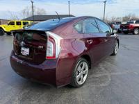 2013 Toyota Prius Three Hatchback - Extra clean! Oak Forest - Image 8