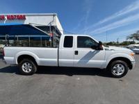 2014 Ford F-250 Super Duty XLT Ext Cab Pickup Jacksonville Florida - Image 4