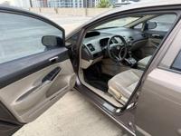 ⛽️ 33+ MPG's with ❄️ICE COLD NEW AC - Image 8