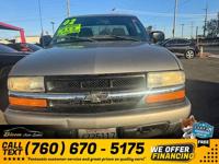 2002 Chevrolet S10 S 10 S-10 LS 3dr 3 dr 3-dr Extended CabSB PRICED TO Bloom Auto Sales - Image 4