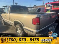 2002 Chevrolet S10 S 10 S-10 LS 3dr 3 dr 3-dr Extended CabSB PRICED TO Bloom Auto Sales - Image 7