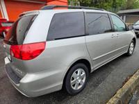 2010 Toyota Sienna LE 7 Passenger 4dr Mini Van + Best Auto - Image 6