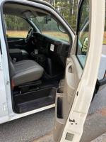 2014 CHEVY EXPRESS CARGO VAN 2500 DOUGLASVILLE - Image 9