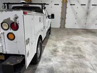 2011 Ford F-250 4x4 Extended Cab XL Utility Bed Mid TN - Image 9