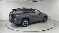 2023 Toyota Highlander XLE SUV BMW of Salem - Image 3