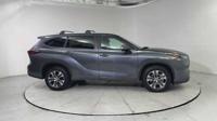 2023 Toyota Highlander XLE SUV BMW of Salem - Image 10