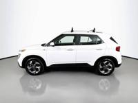 2022 Hyundai VENUE SEL Sport Utility 4D _Hyundai_ _VENUE_ _Sedan_ - Image 3