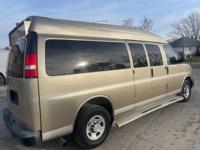 2010 CHEVY EXPRESS 3500 PASSENGERS VAN W/ LIFTGATE (63,000 MILES) - Image 3