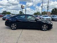 2020 Nissan Sentra SV 4dr Sedan - Image 5