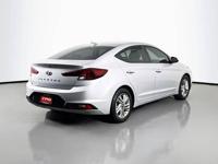 2019 Hyundai Elantra SEL Sedan 4D _Hyundai_ _Elantra_ _Sedan_ - Image 6