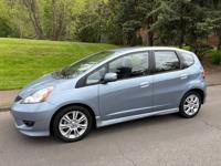 2011 Honda Fit 4DR Hatchback Automatic 1.5L 4 Cyl AC/PWR/Runs Great Salem - Image 3