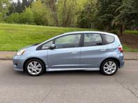 2011 Honda Fit 4DR Hatchback Automatic 1.5L 4 Cyl AC/PWR/Runs Great Salem - Image 4