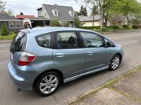 2011 Honda Fit 4DR Hatchback Automatic 1.5L 4 Cyl AC/PWR/Runs Great Salem - Image 9