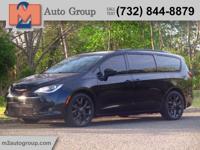 2019 Chrysler Pacifica Touring Plus 4dr Mini Van East Brunswick, NJ - Image 2