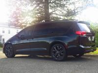 2019 Chrysler Pacifica Touring Plus 4dr Mini Van East Brunswick, NJ - Image 4
